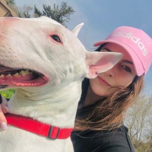 Meet your Posher, Caroline